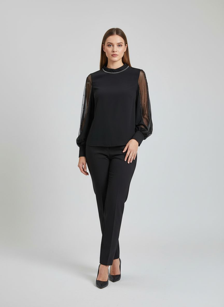 Blusa Manga Longa Detalhe Tule