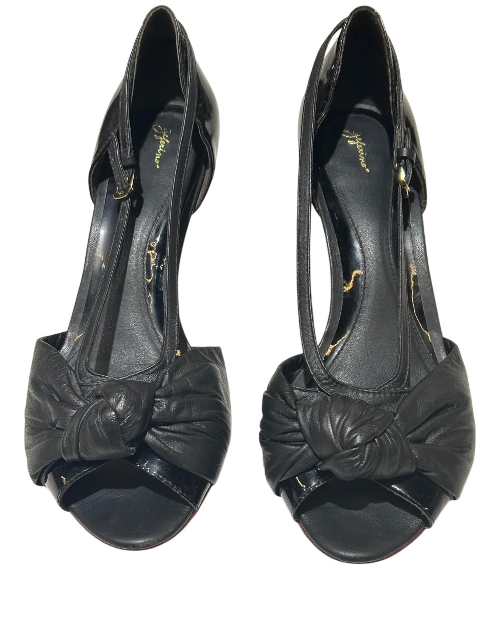 Sapato Detalhe Verniz