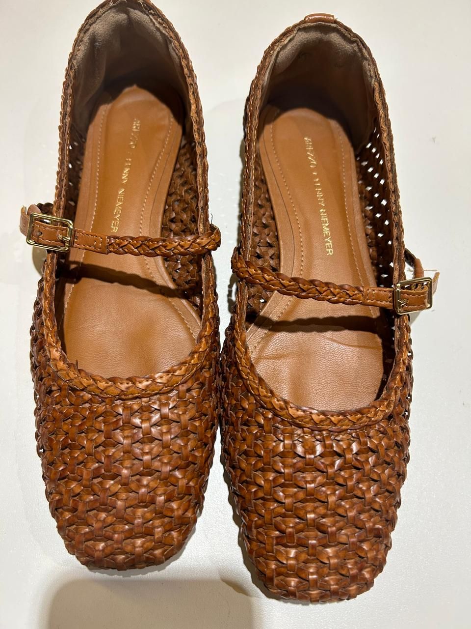 Sapatilha Couro Arezzo Tresse