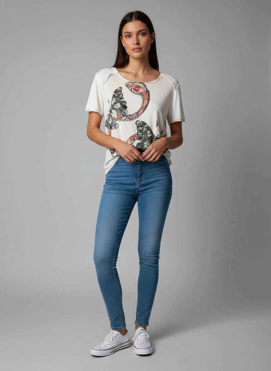Blusa Manga Curta Borboleta