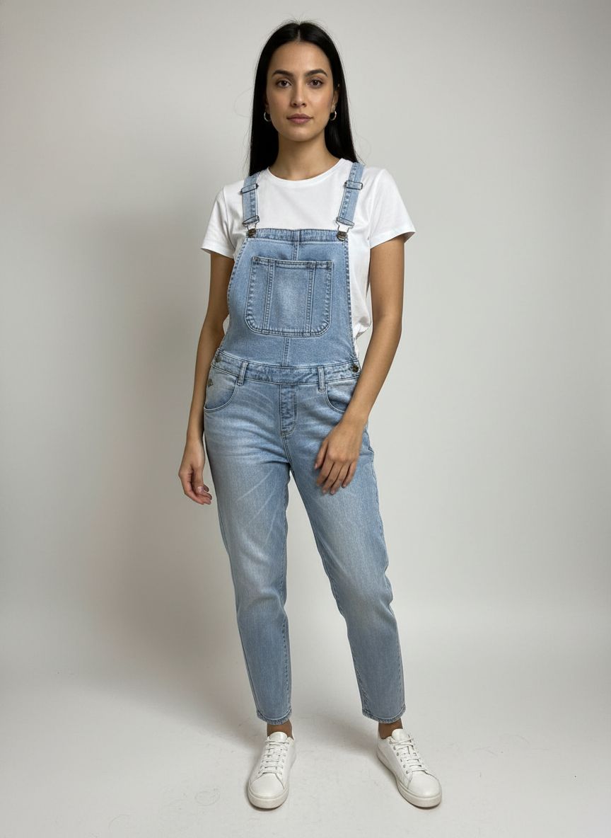 Jardineira Jeans