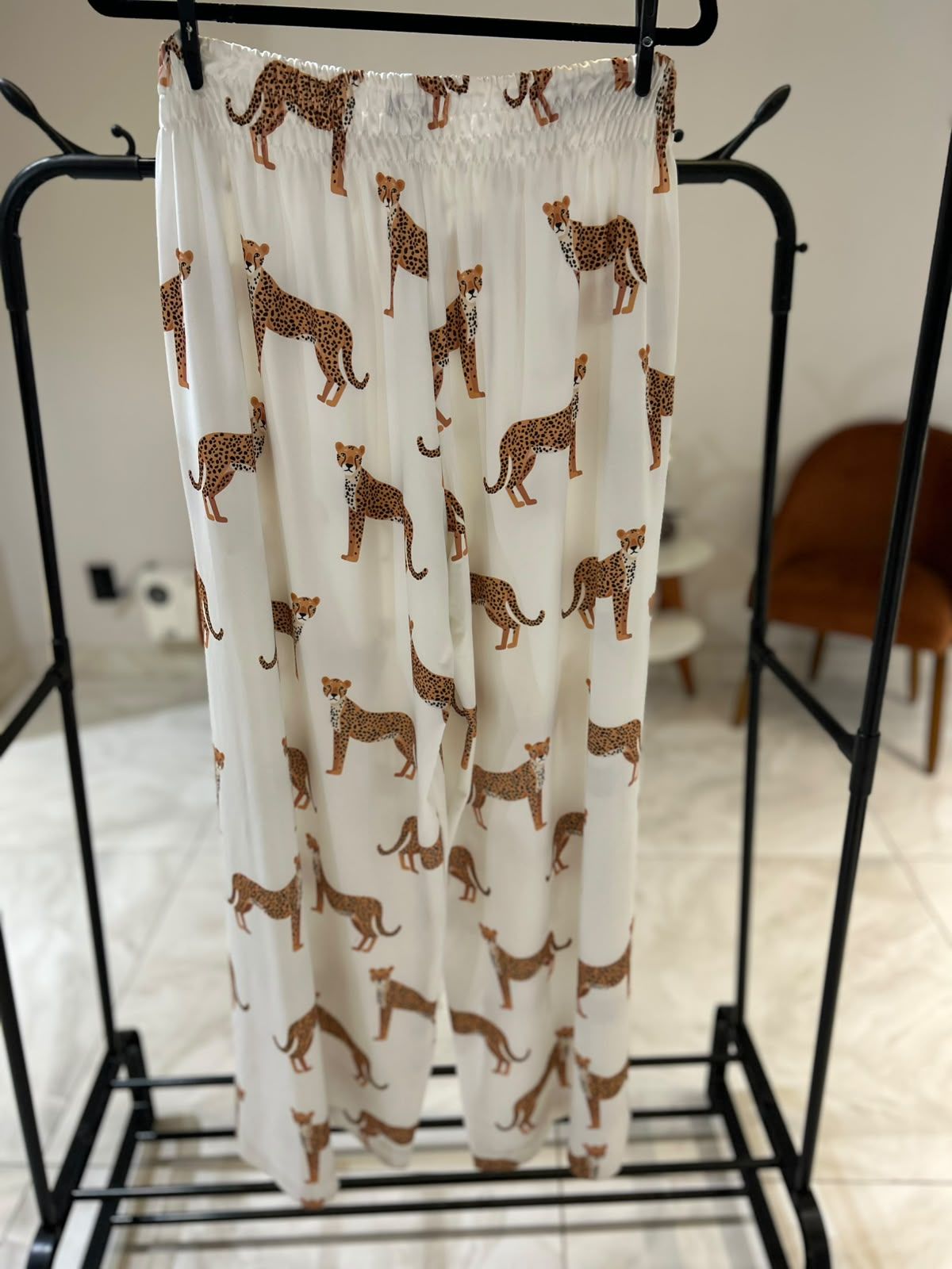 Calça Pantalona Onças