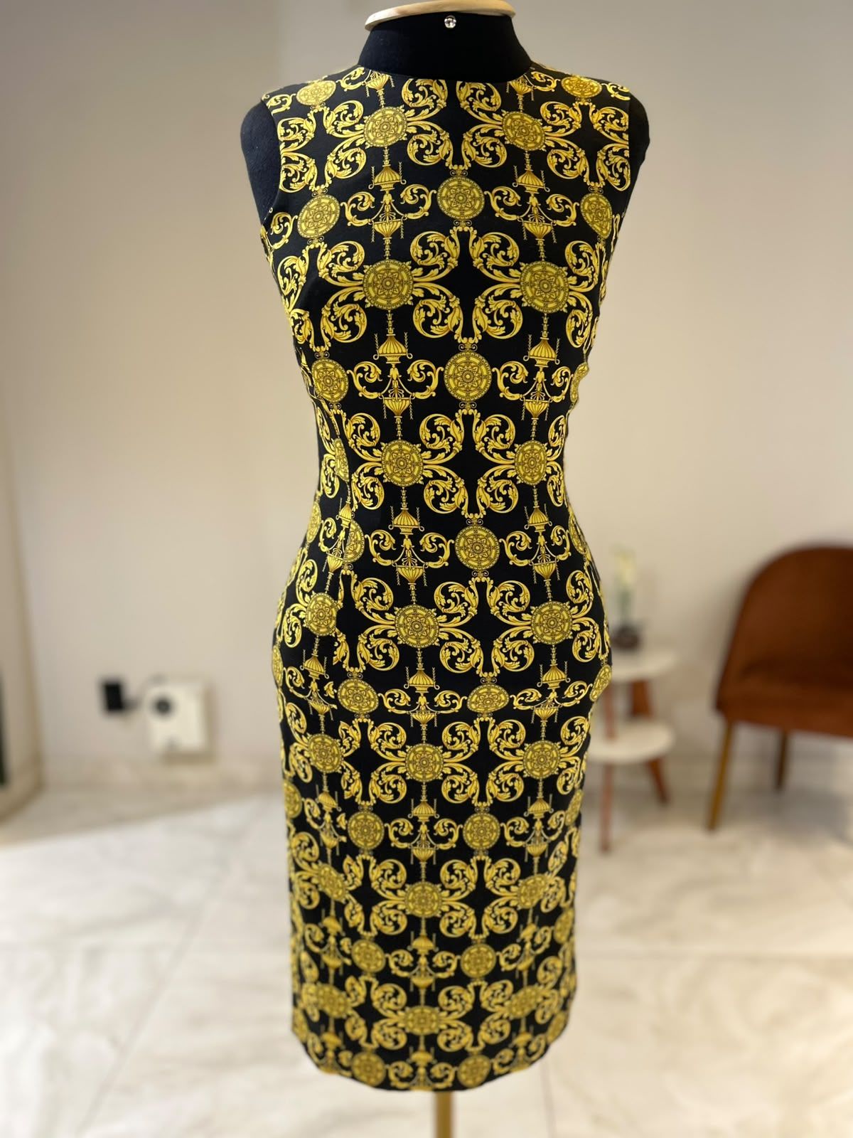 Vestido Midi Tubinho