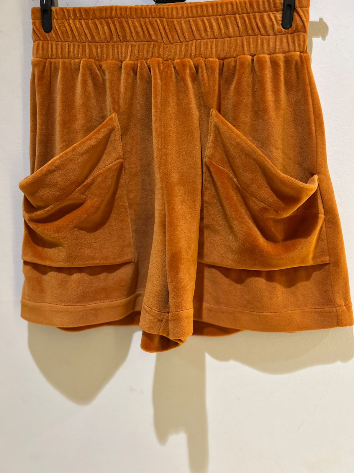 Shorts Veludo