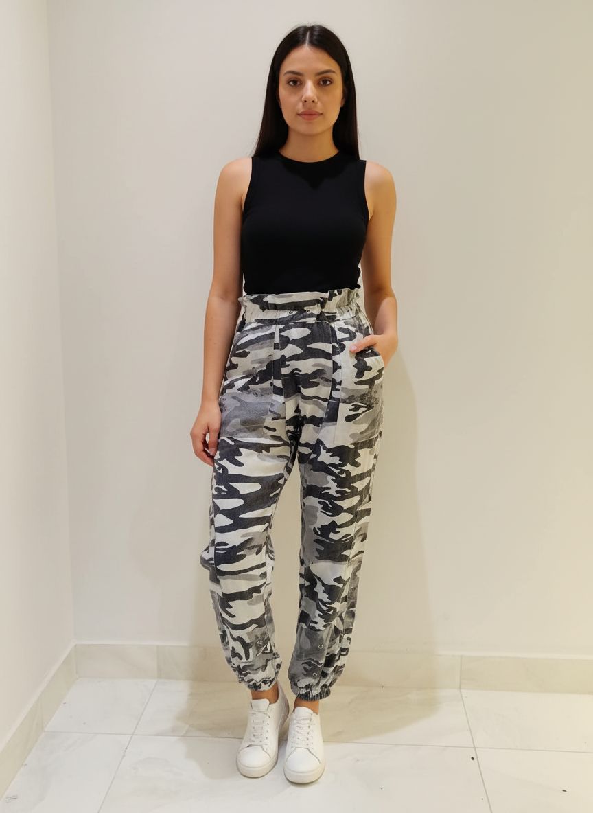 Calça Botões Camuflada