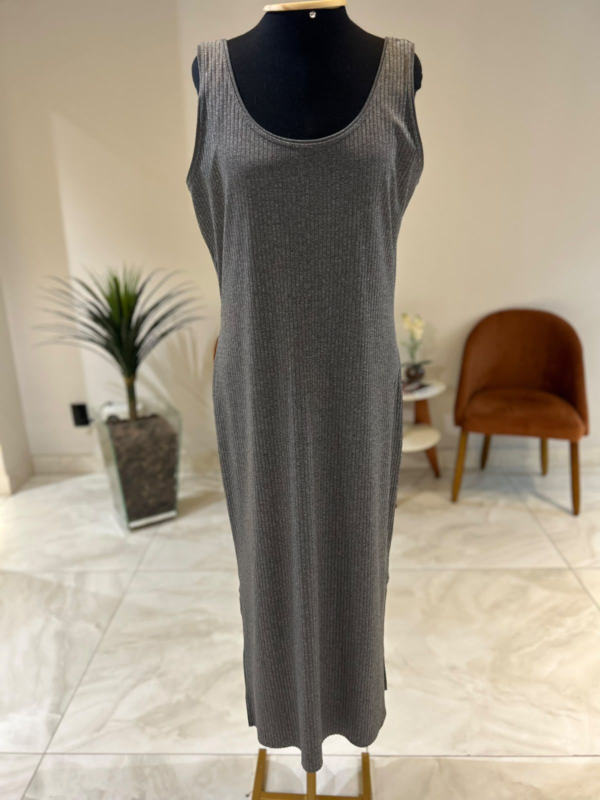 Vestido Midi Canelado