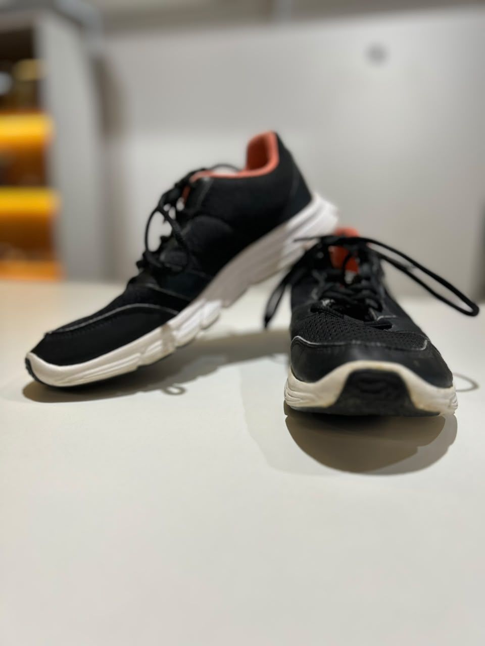 TENIS