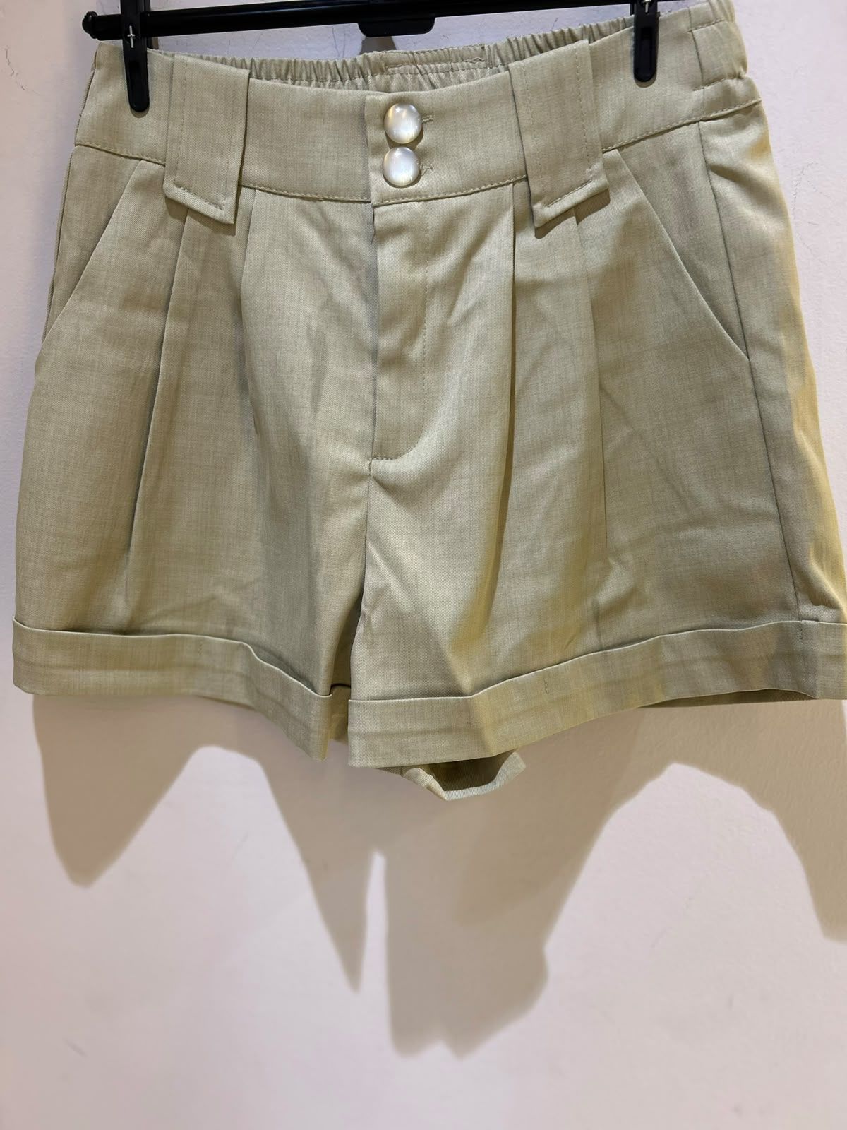Shorts Alfaiataria Botões